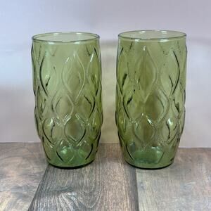 2 Vintage Anchor Hocking Madrid Green Tumblers Glasses Diamond Quilted 5.5”